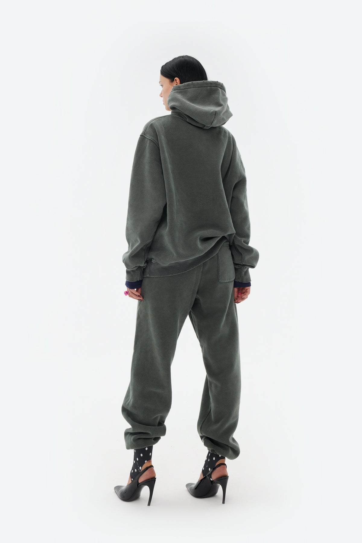 GREY SWEATPANTS